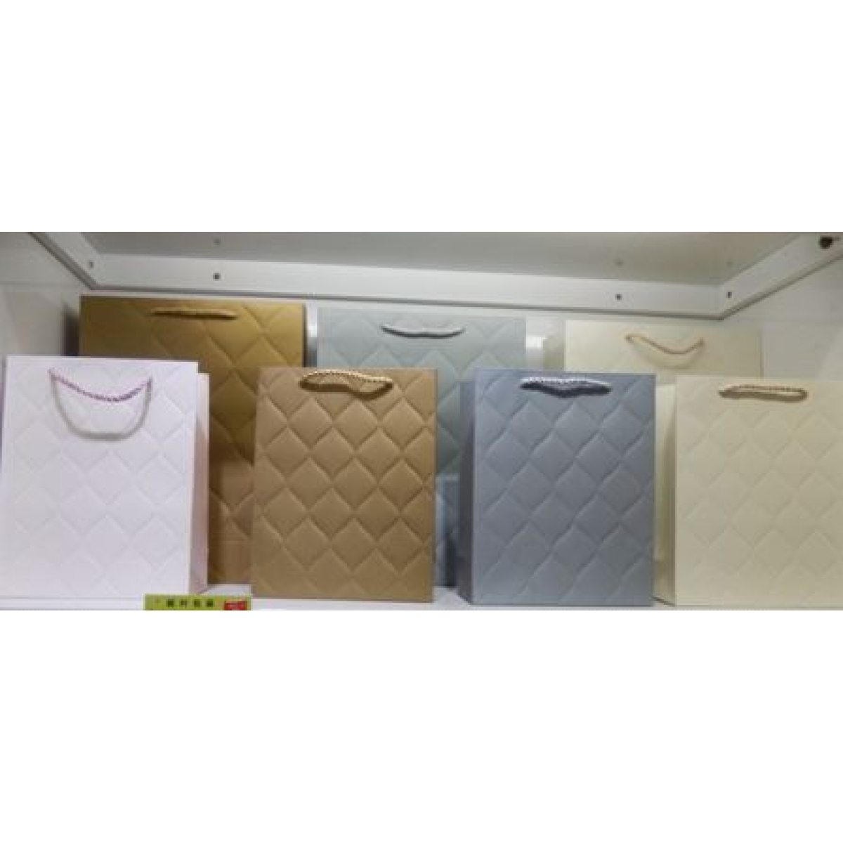 DSCN2970 Пакет папер. подарунк. 