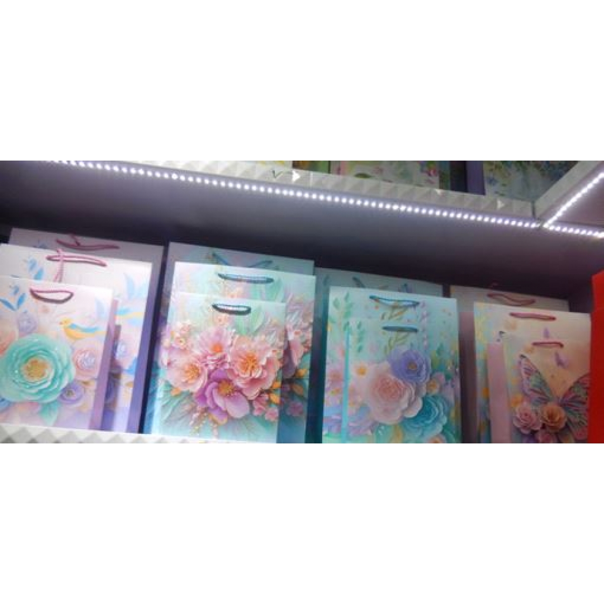 DSCN2912 Пакет папер. подарунк. 